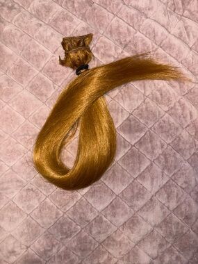 NWT Shake-N-Go Weft Hair Extension - Copper Brown